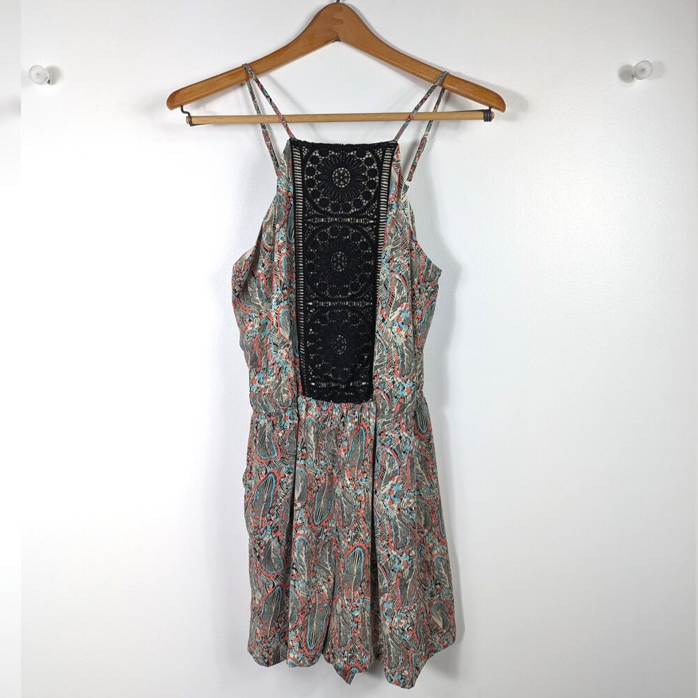 Daniel Rainn Romper Women's Size XS Boho Shorts Lace Feather